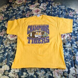 LSU Tigers 2011 SEC Champions Extra Large (XL) 100% Cotton Tee Shirt